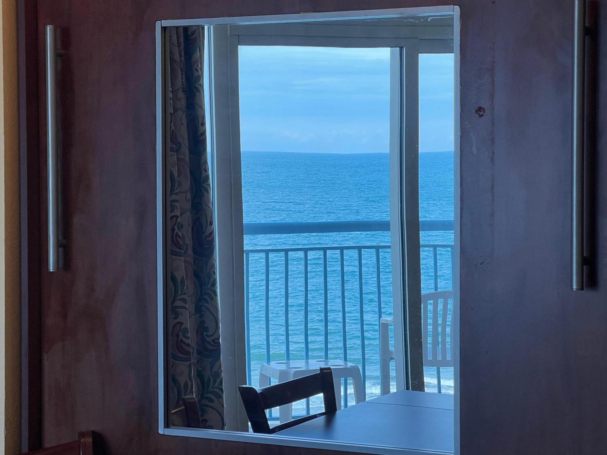 1604 N Ocean Blvd, 0703 - Ocean Front Sleeps 6 Hébergement de vacances
